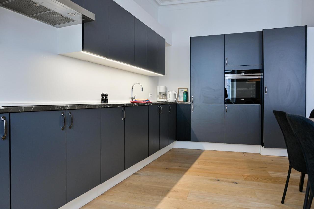 Sanders Arrow - Chic Three-Bedroom Apartment In The Middle Of コペンハーゲン エクステリア 写真