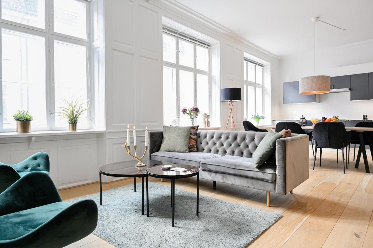 Sanders Arrow - Chic Three-Bedroom Apartment In The Middle Of コペンハーゲン エクステリア 写真