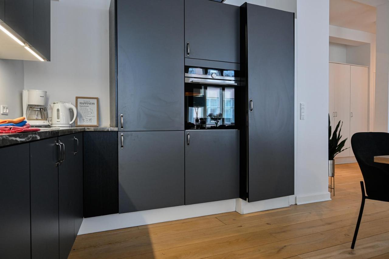 Sanders Arrow - Chic Three-Bedroom Apartment In The Middle Of コペンハーゲン エクステリア 写真