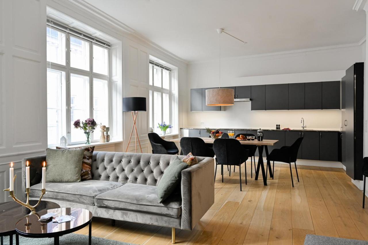 Sanders Arrow - Chic Three-Bedroom Apartment In The Middle Of コペンハーゲン エクステリア 写真